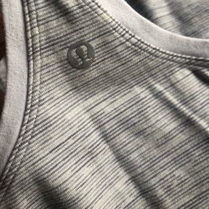 Lululemon raiser back tank